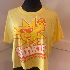 Yellow Graphic Crop Top‎